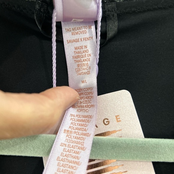 NWT Savage X Fenty By Rihanna Black Lace Trimmed Robe Size M/L Sexy Lingerie - Picture 11 of 11